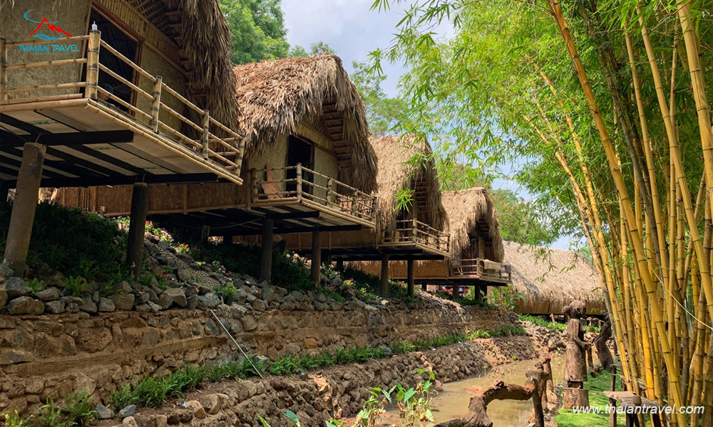 Tour Pleiku - Buôn Mê Thuột mùa hoa Cafe - Buôn Ako Đhong