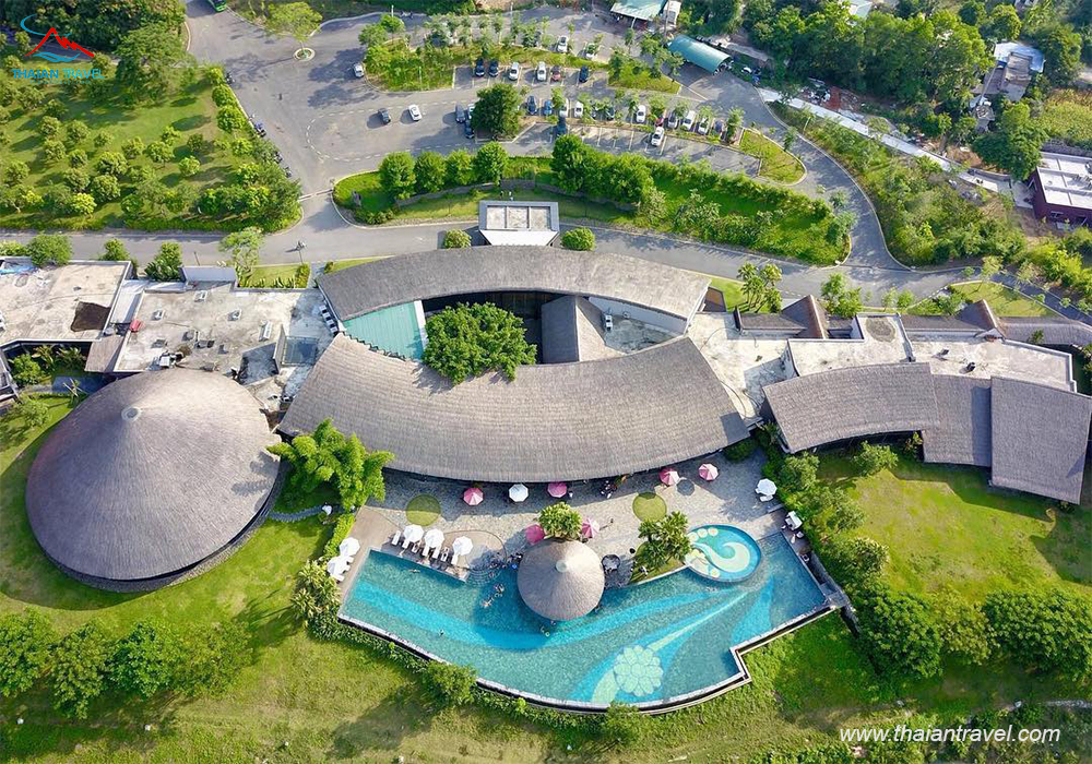 Tắm khoáng Onsen tại Serena Kim Bôi Resort - Thái An Travel