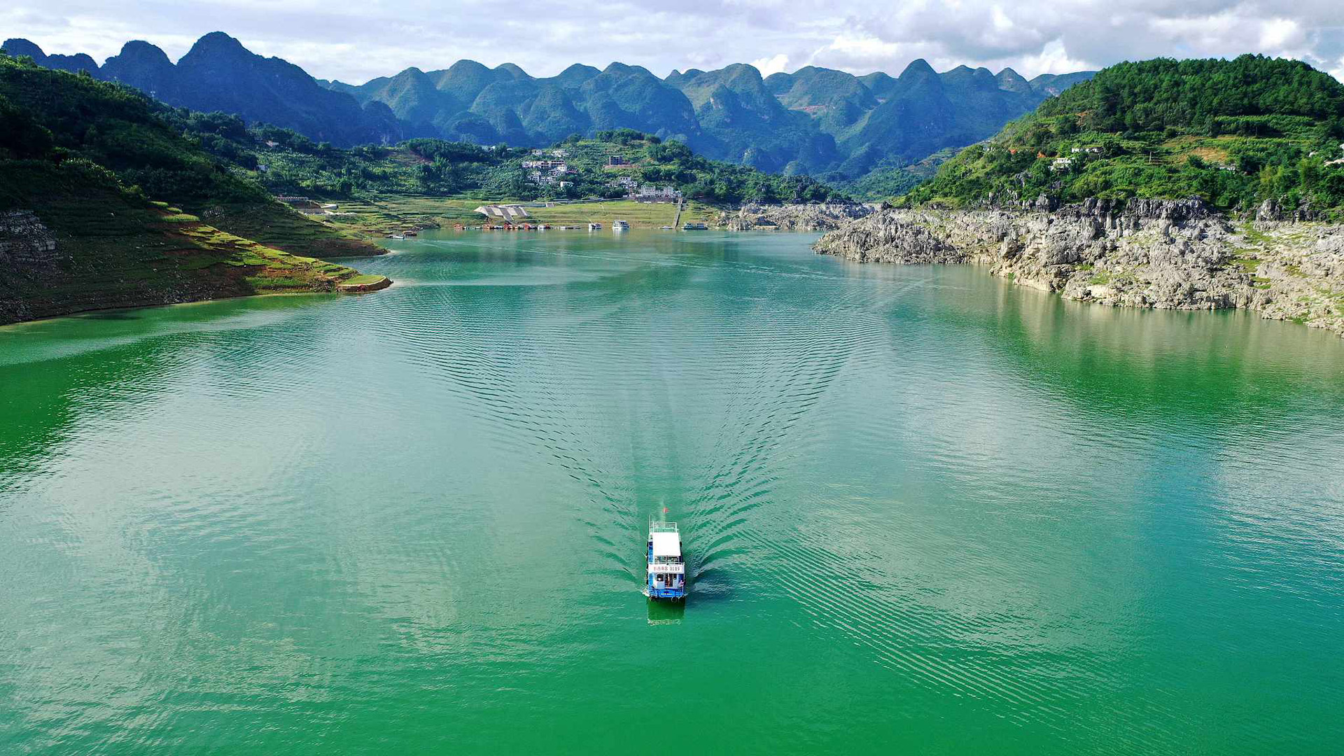 Hồ Vạn Phong - Thái An Travel - 7