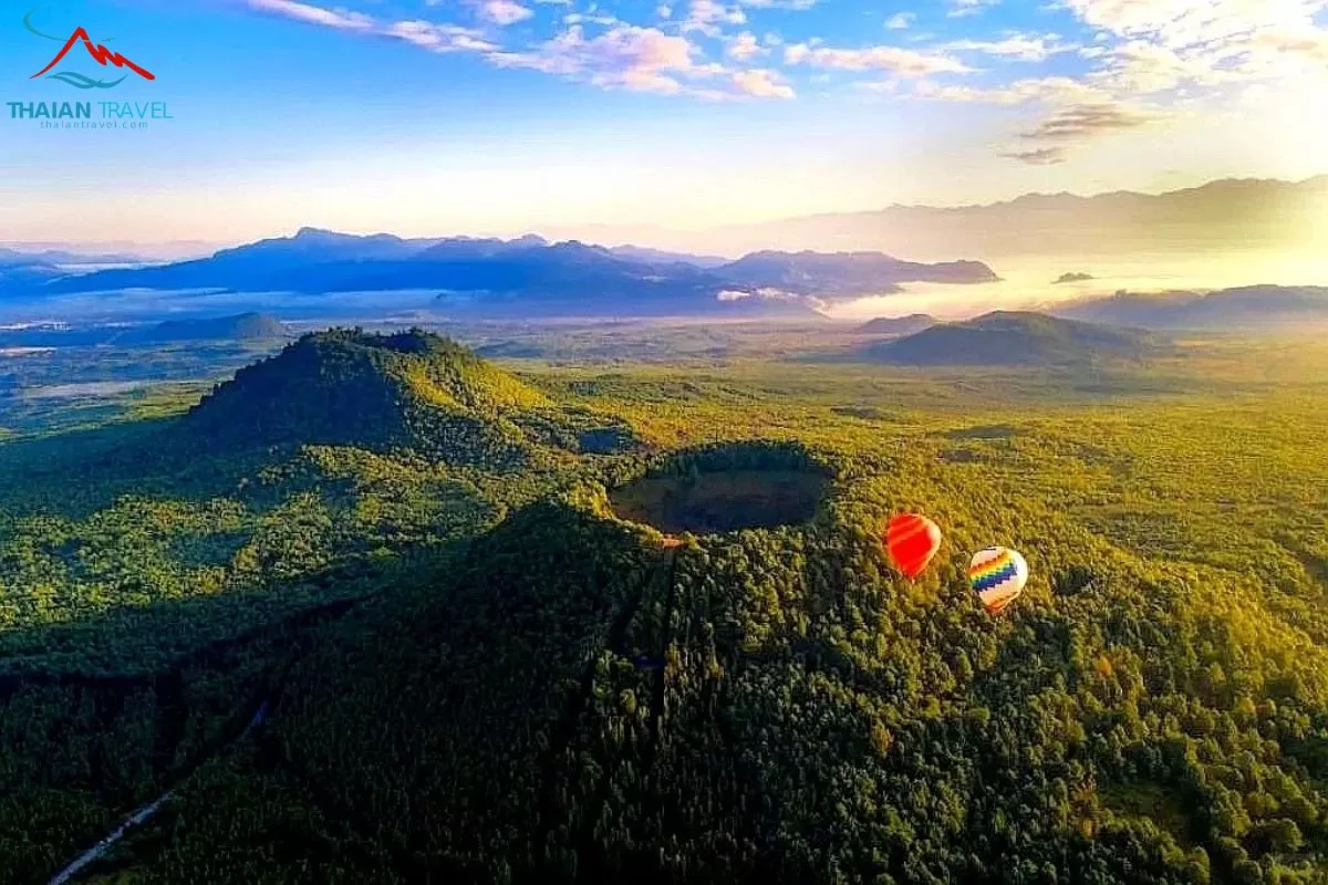 công viên núi lửa - Tour Côn Minh - Đằng Xung - làng Ngân hạnh - cổ trấn Hòa Thuận ( 11)