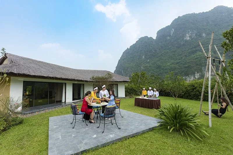 an-uong-tai-serena-resort-kim-boi-1 Khu nghỉ dưỡng Serena Resort - Thái An Travel