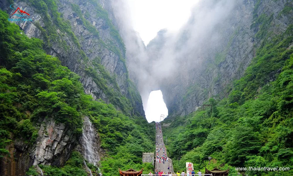 anh-dai-dien thien-mon-son-cong-troi-trung-quoc-la-kiet-tac-nhien-nhien-dinh-cao