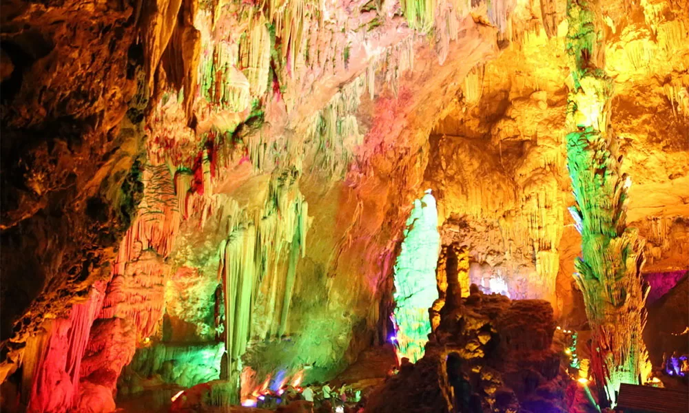 Chức Kim Động - Thái An Travel