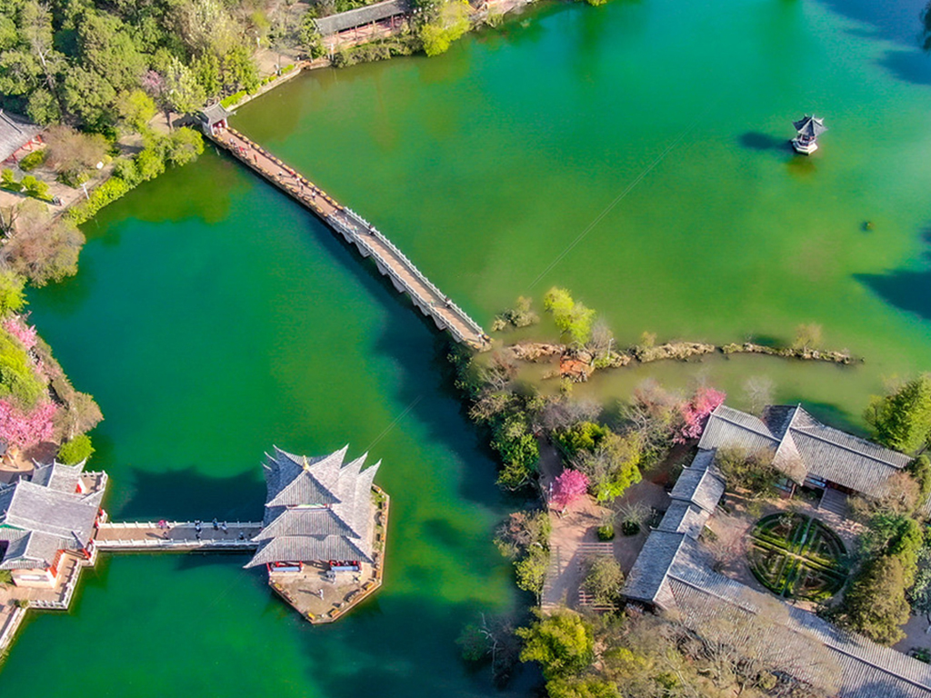 Tour du lịch Trung Quốc: Công viên Hắc Long Đàm - Thái An Travel