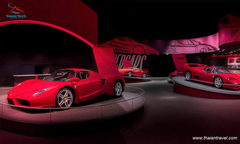 Tour Dubai 5 ngày 4 đêm -  Công viên Thế giới Ferrari  5