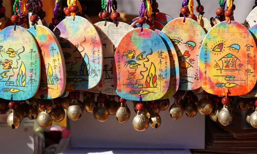 dfffv Chuông gió Đông Ba - Thái An Travel