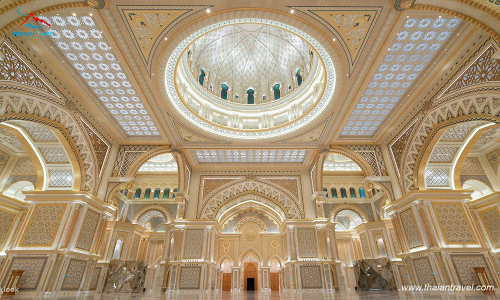 Tour Dubai 6 ngày 5 đêm: dinh tổng thống Qars Al Waltan 3