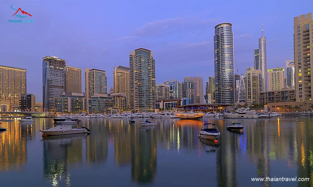 du-thuyen-dubai ben-du-thuyen-dubai-marina-diem-vui-choi-sang-chanh-bac-nhat-dubai