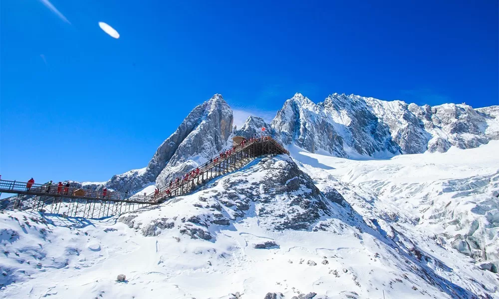 nui-ngoc-tuyet-long Ngũ danh sơn của Vân Nam - Thái An Travel