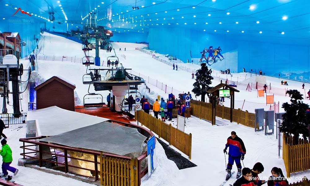 Top những điểm tham quan Dubai đặc sắc - Sân trượt tuyết trong nhà SKI DUBAI 2