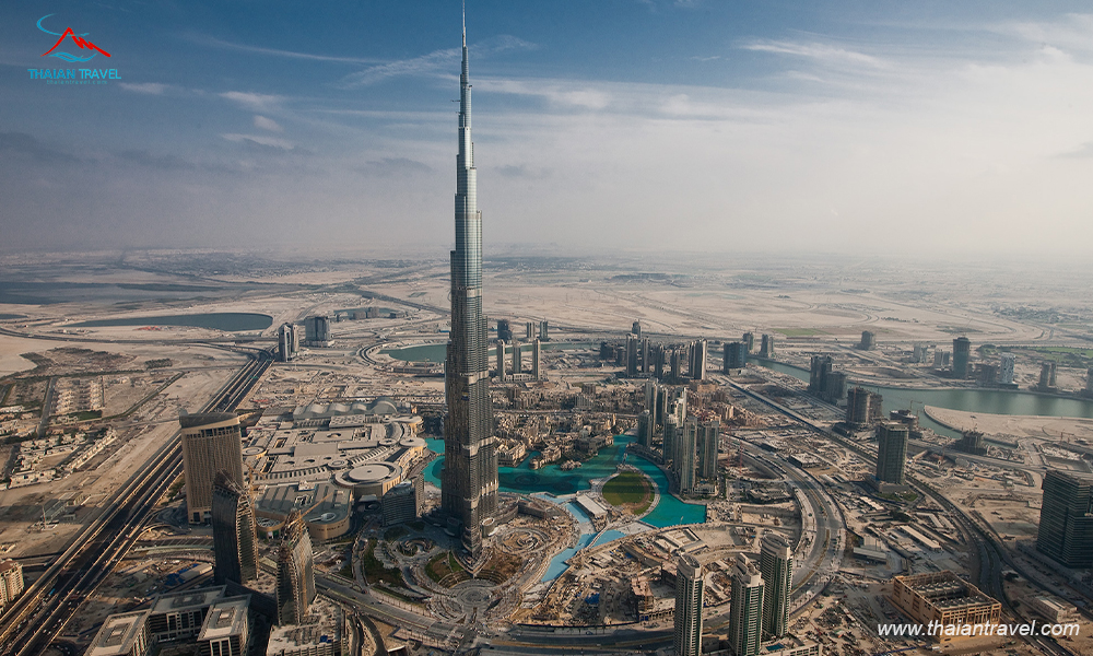 Tòa tháp Burj Khalifa ở Dubai 3