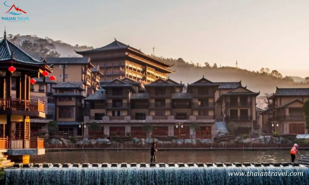 thiet-ke-chua-co-ten-2023-09-22t153226-150-1 review-cac-diem-tham-quan-dep-nhat-trong-tour-binh-bien-kien-thuy-mong-tu