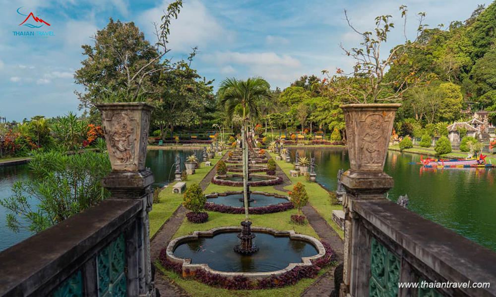 Cung điện nước Tirta Gangga - Thái An Travel 2
