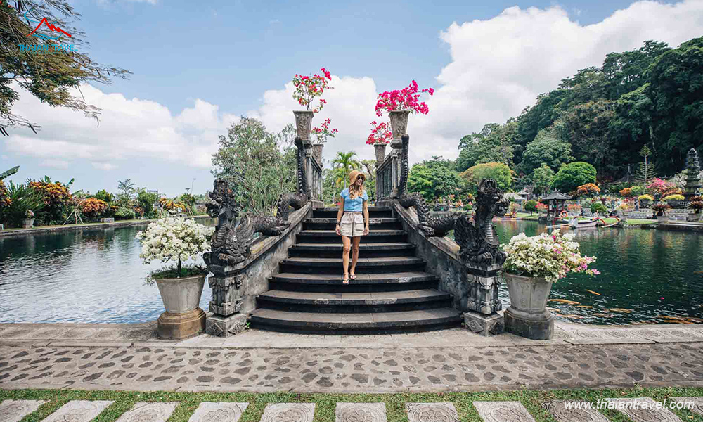 Cung điện nước Tirta Gangga - Thái An Travel 10