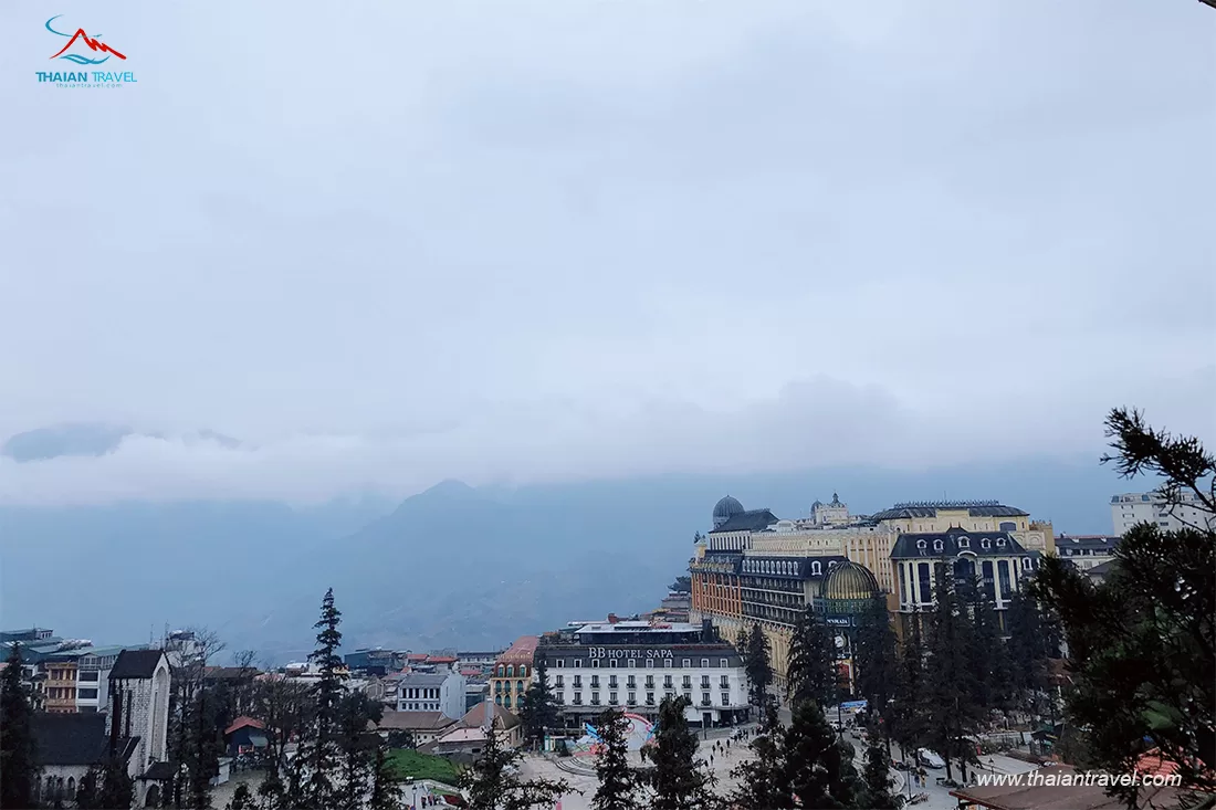 toan-bo-thi-tran-sapa Địa điểm chụp ảnh đẹp ở Sapa - Thái An Travel