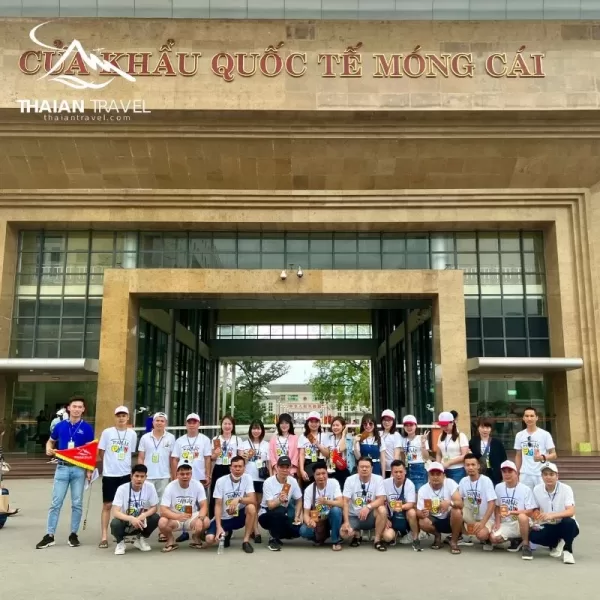 Tour Móng Cái Đông Hưng 01 ngày