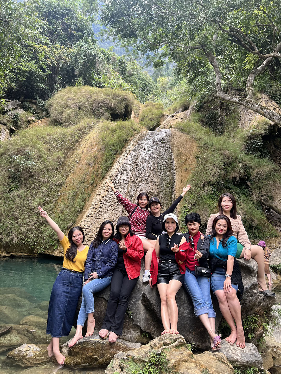 Tour Tuyên Quang Na Hang mùa hoa lê 2024 - Thái An Travel