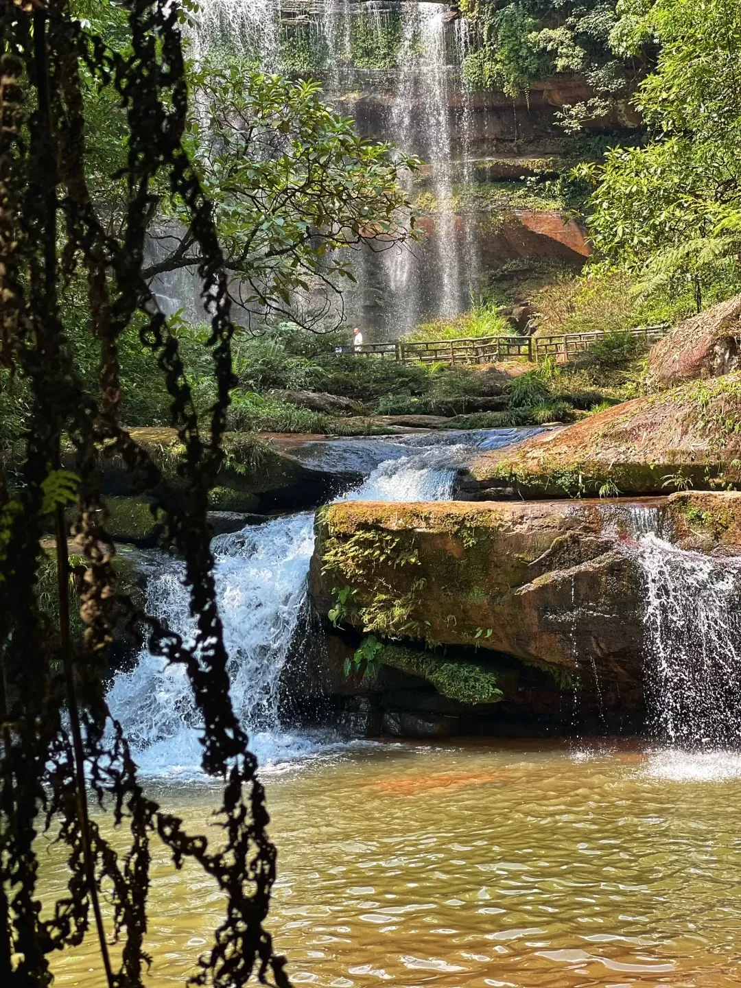 Tứ động câu - Tour Quý Châu - Xích Thủy - Thị Trấn Mao Đài - Trùng Khánh 