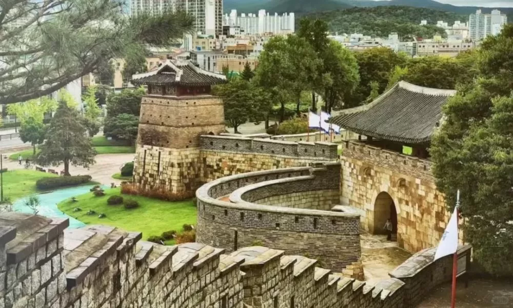avt thành cổ Hwaseong