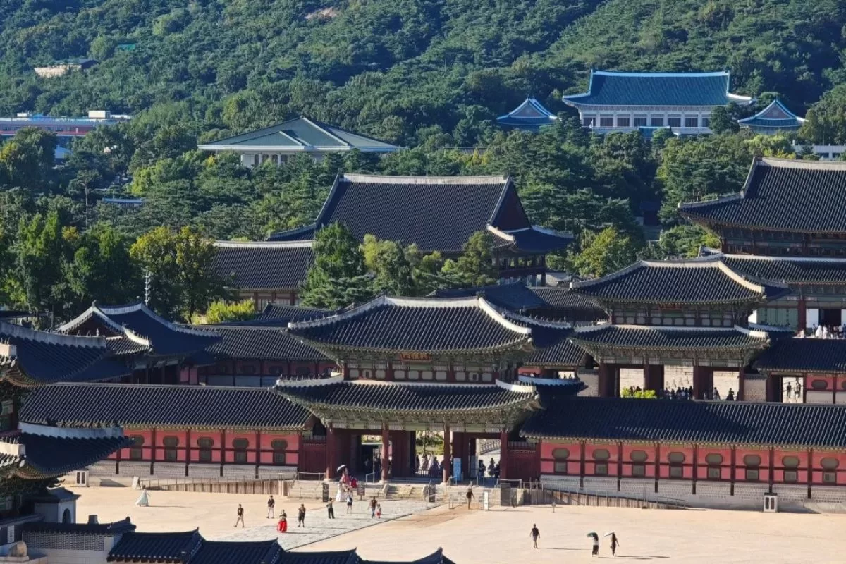 toàn cảnh Cung điện Gyeongbokgung - cung điện lớn nhất Hàn Quốc