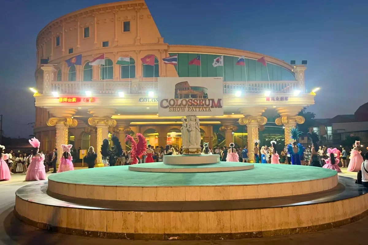 Colosseum Show Pattaya _ du lịch Thái Lan