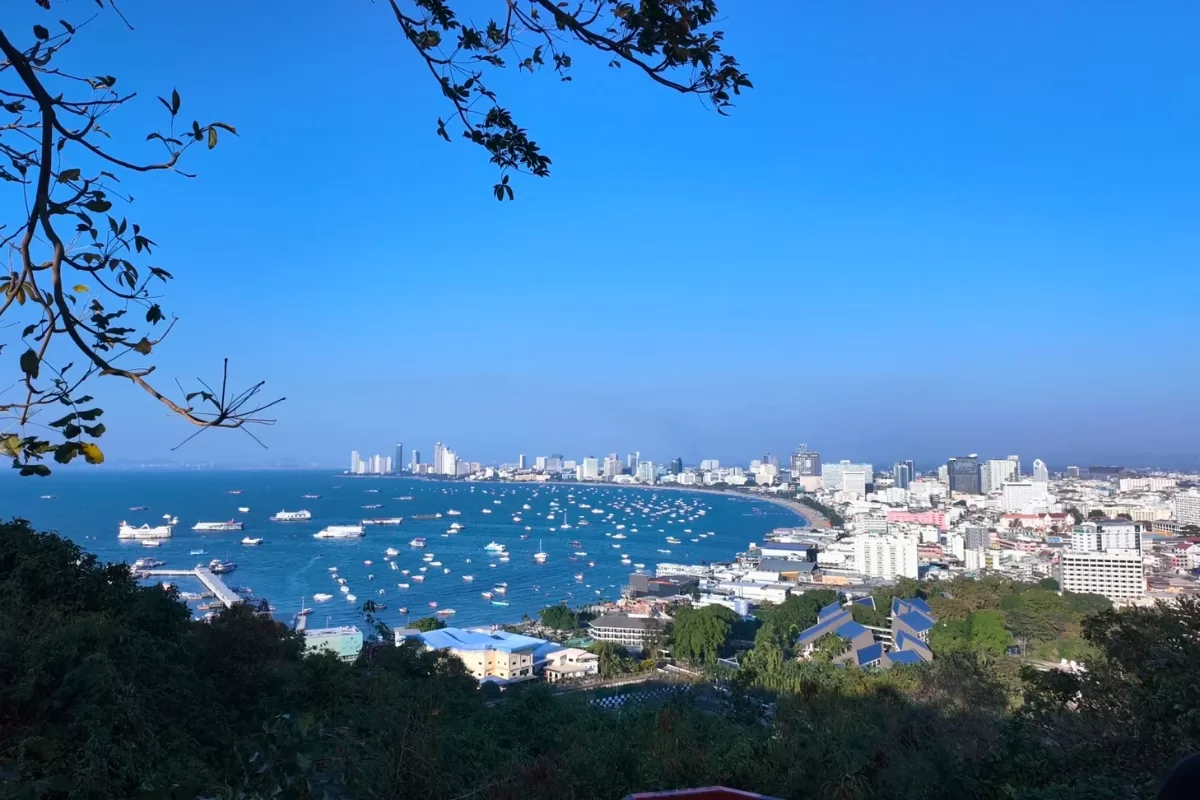 Đồi vọng cảnh Khao Phra Tamnak  Pattaya (1)