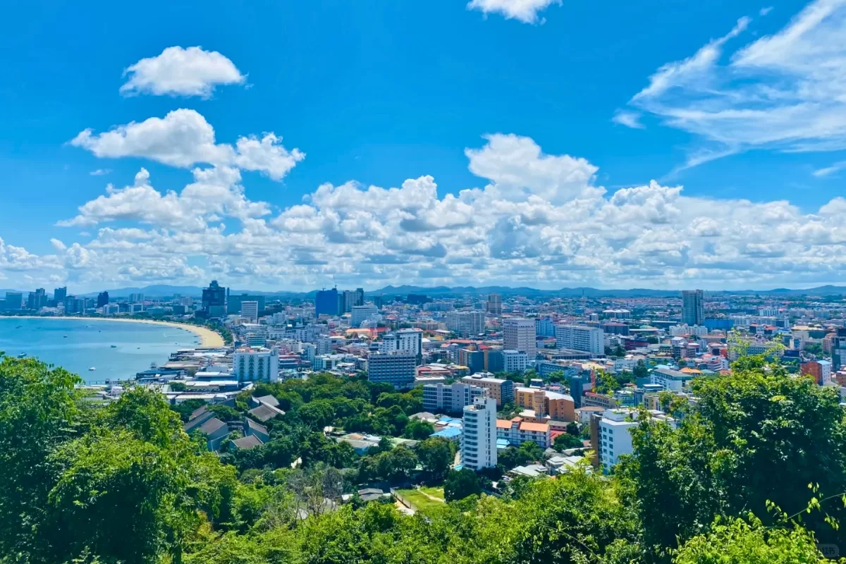chiêm ngưỡng thành phố Pattaya từ Đồi Vọng Cảnh