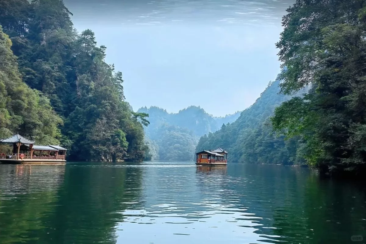 Khám phá Hồ Bảo Phong _Tour Ân Thi - Phượng Hoàng Cổ Trấn - Trương Gia Giới 6n5đ (1)