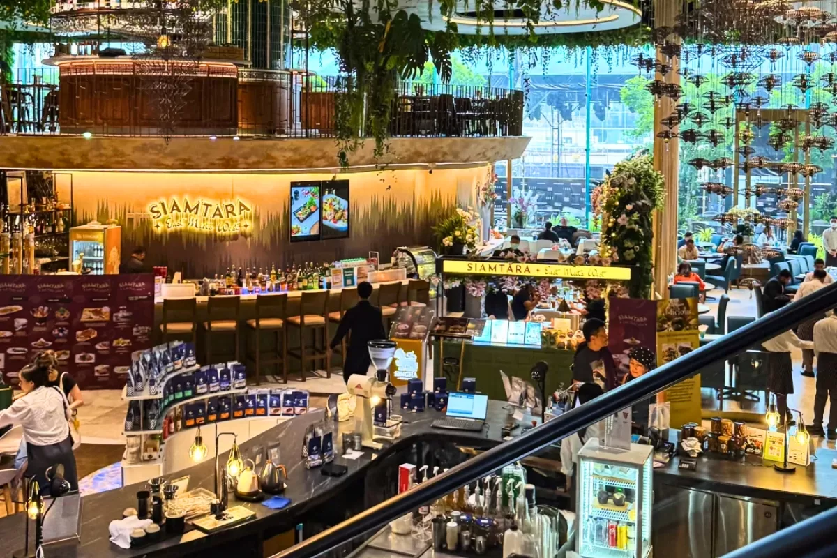 bên trong Iconsiam - trung tâm thương mại lớn nhất Bangkok