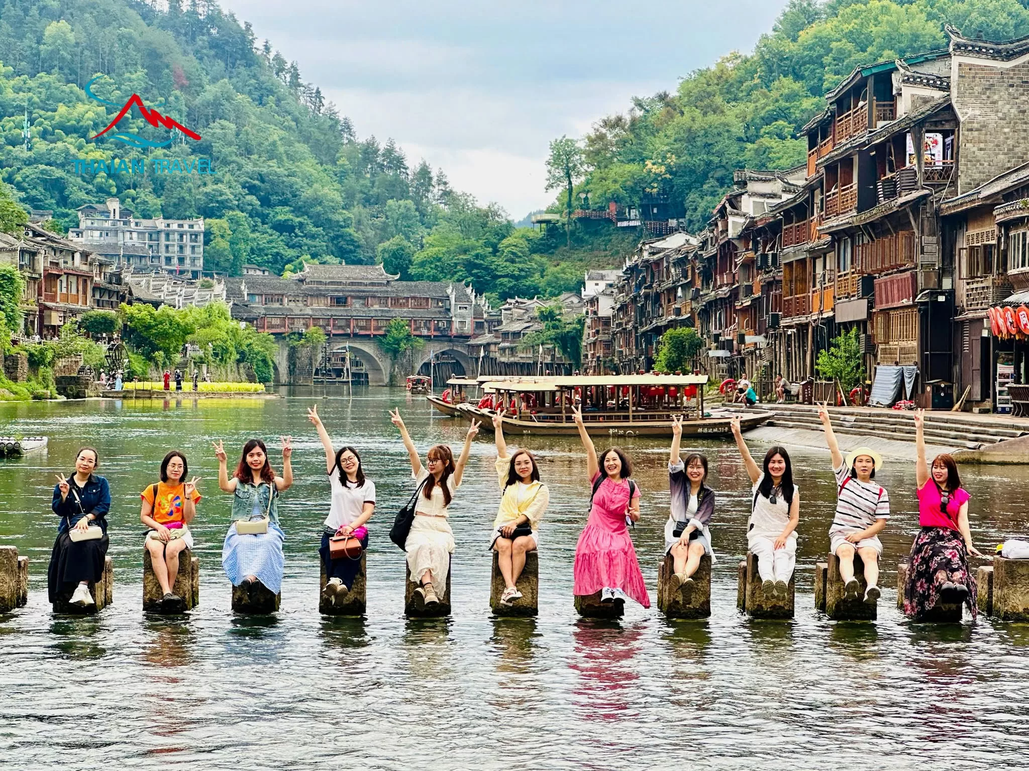 Phượng hoàng cổ trấn - Tour Ân Thi - Phượng Hoàng Cổ Trấn (1)