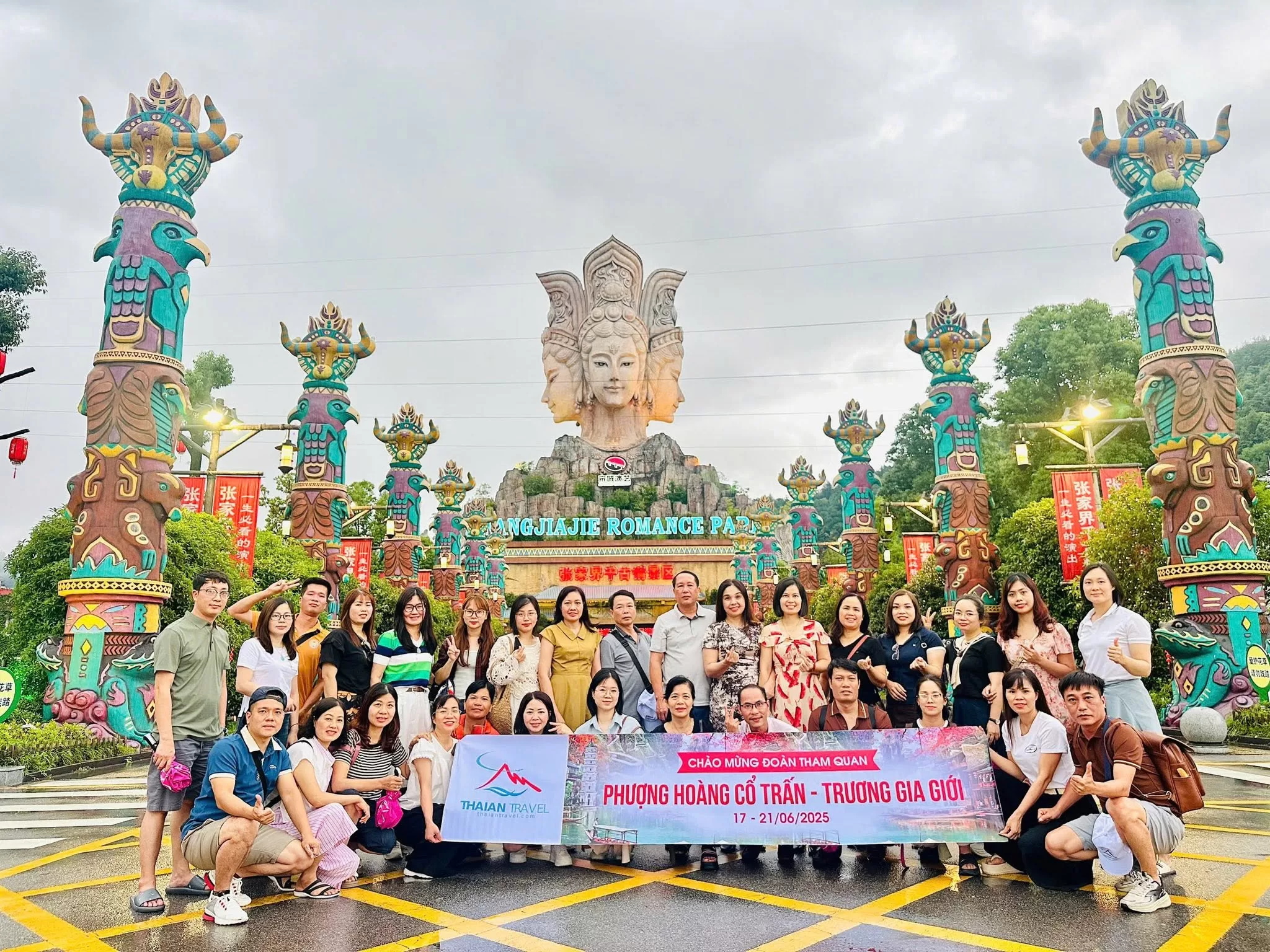 trương gia giới thiên cổ tình - Phượng hoàng cổ trấn - Tour Ân Thi - Phượng Hoàng Cổ Trấn (8)