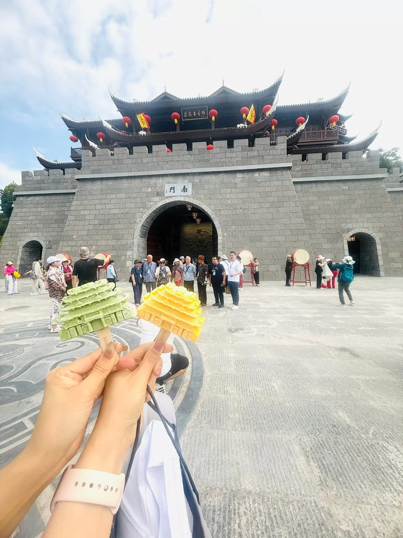 thổ ty thành - Tour Ân Thi - Phượng Hoàng Cổ Trấn