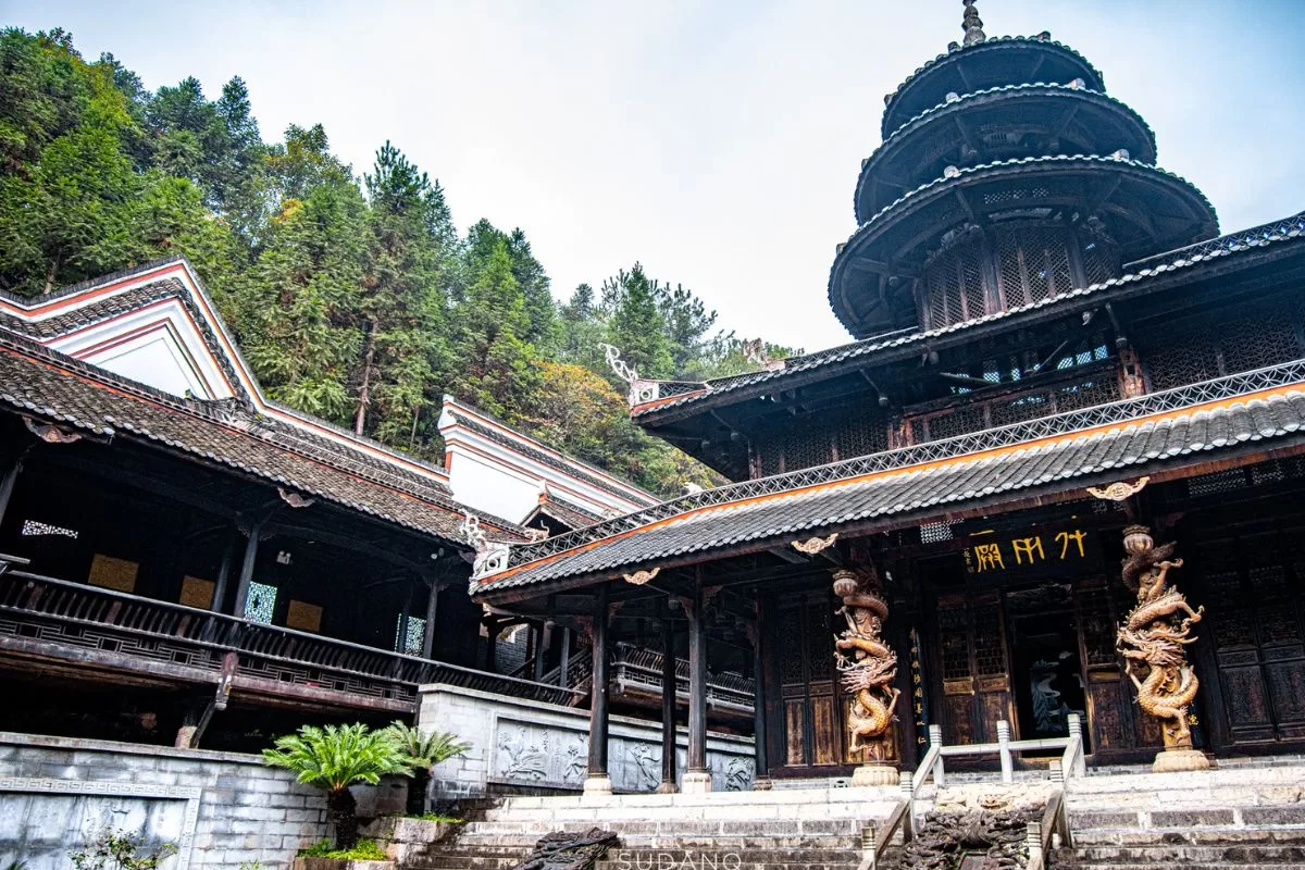 Thổ Ty Thành Ân Thi _ tour Ân Thi - Phượng Hoàng Cổ Trấn - Trương Gia Giới (10)