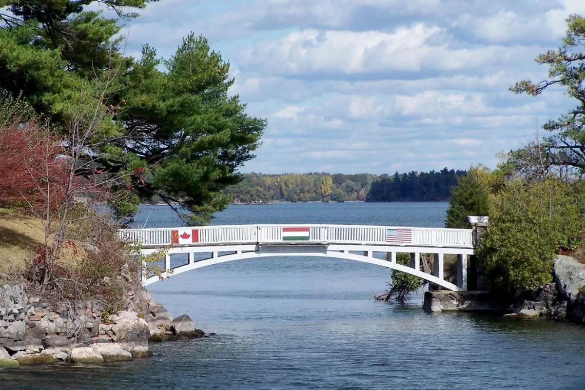 Thousand Islands (Nghìn hòn đảo) - du lịch Mỹ - Canada _ thaiantravel.com (10)