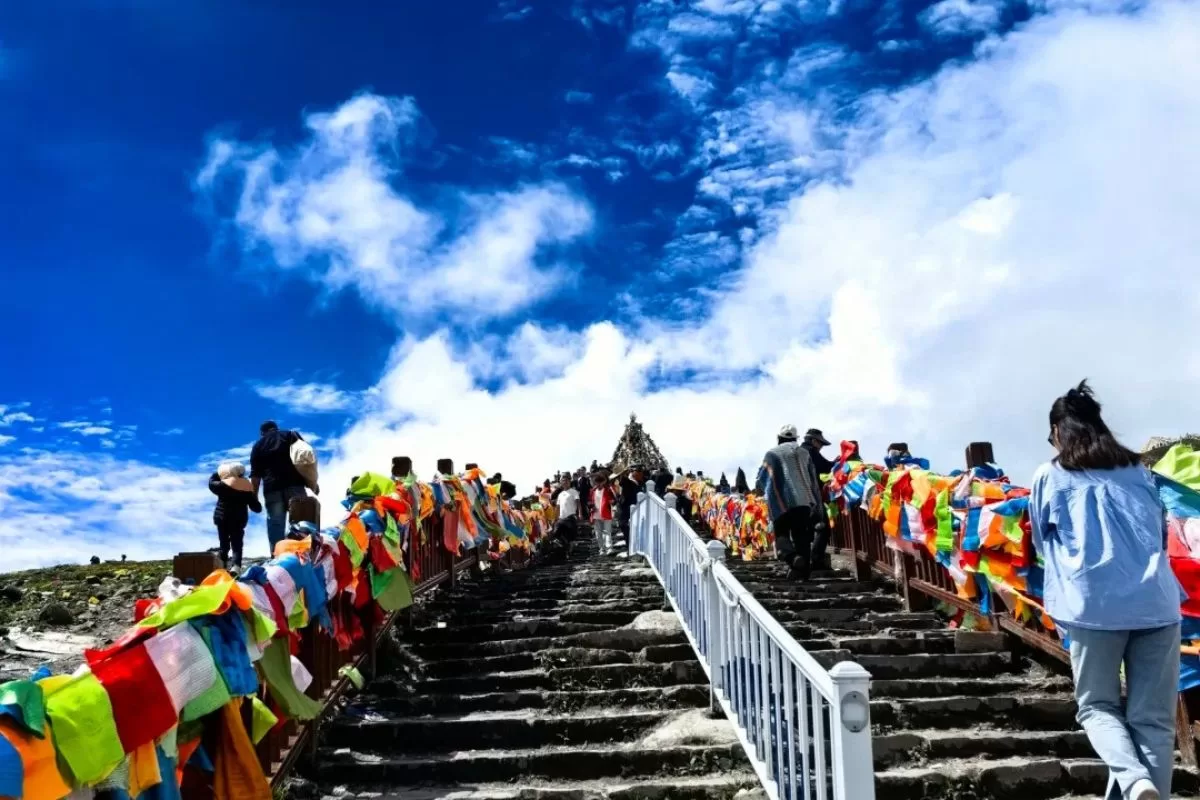 Núi Zhedou - du lịch Tây Xuyên ( Tứ Xuyên) _ thaiantravel.com (8)