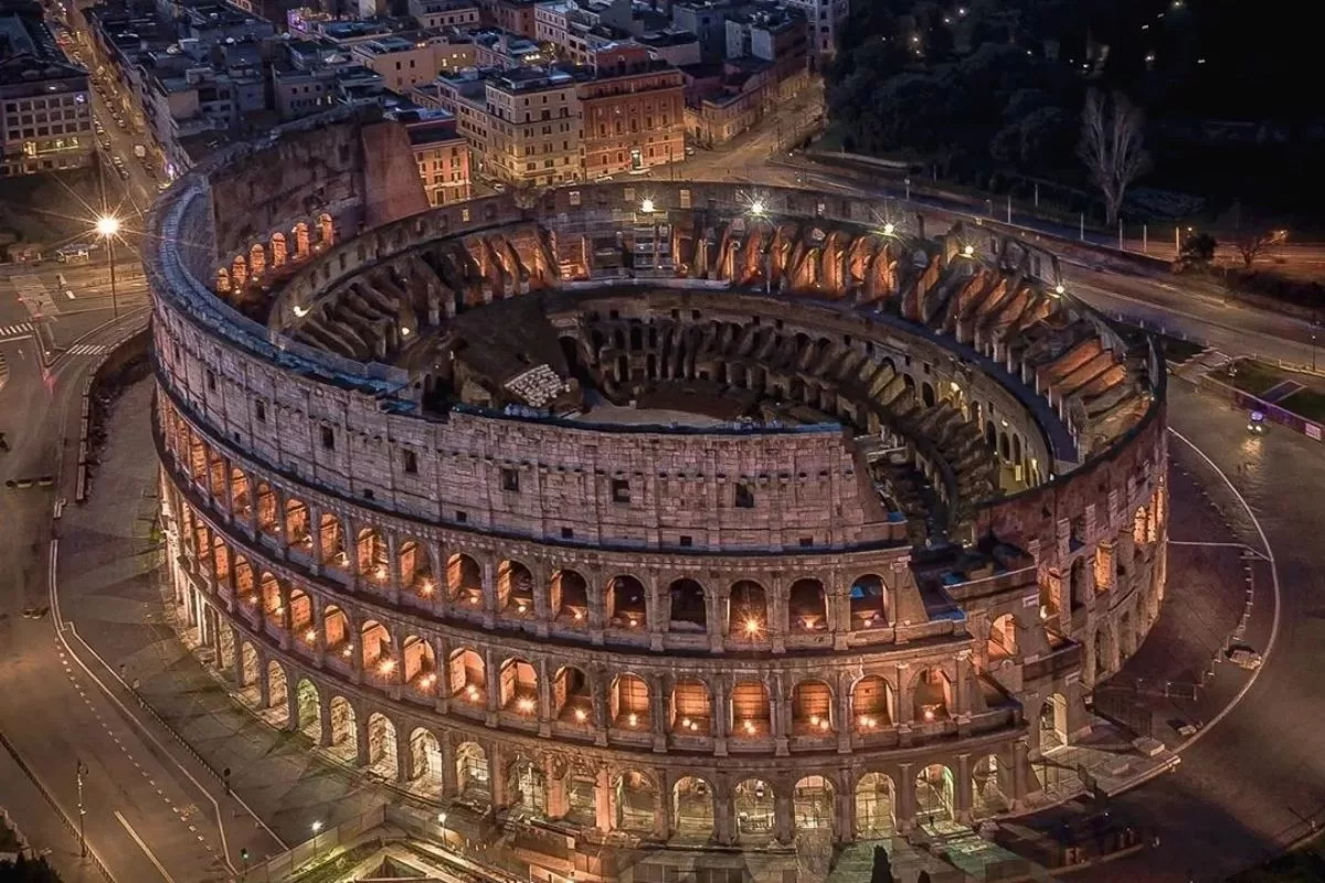 Đấu trường La Mã Colosseum, Rome, Ý (5)