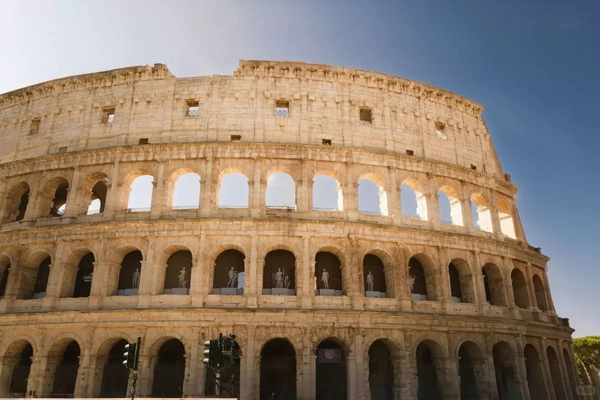 Đấu trường La Mã Colosseum, Rome, Ý (2)