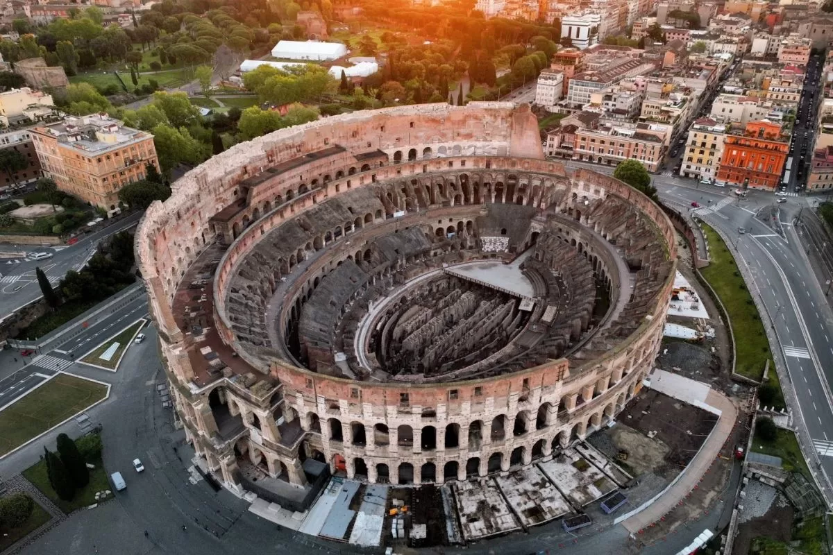 Đấu trường La Mã Colosseum, Rome, Ý (4)