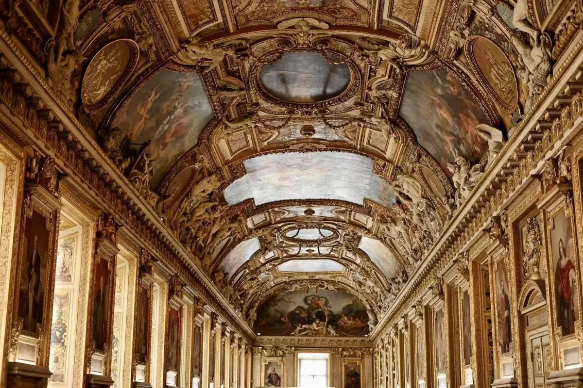 Bảo tàng Louvre - Louvre Museum , Paris