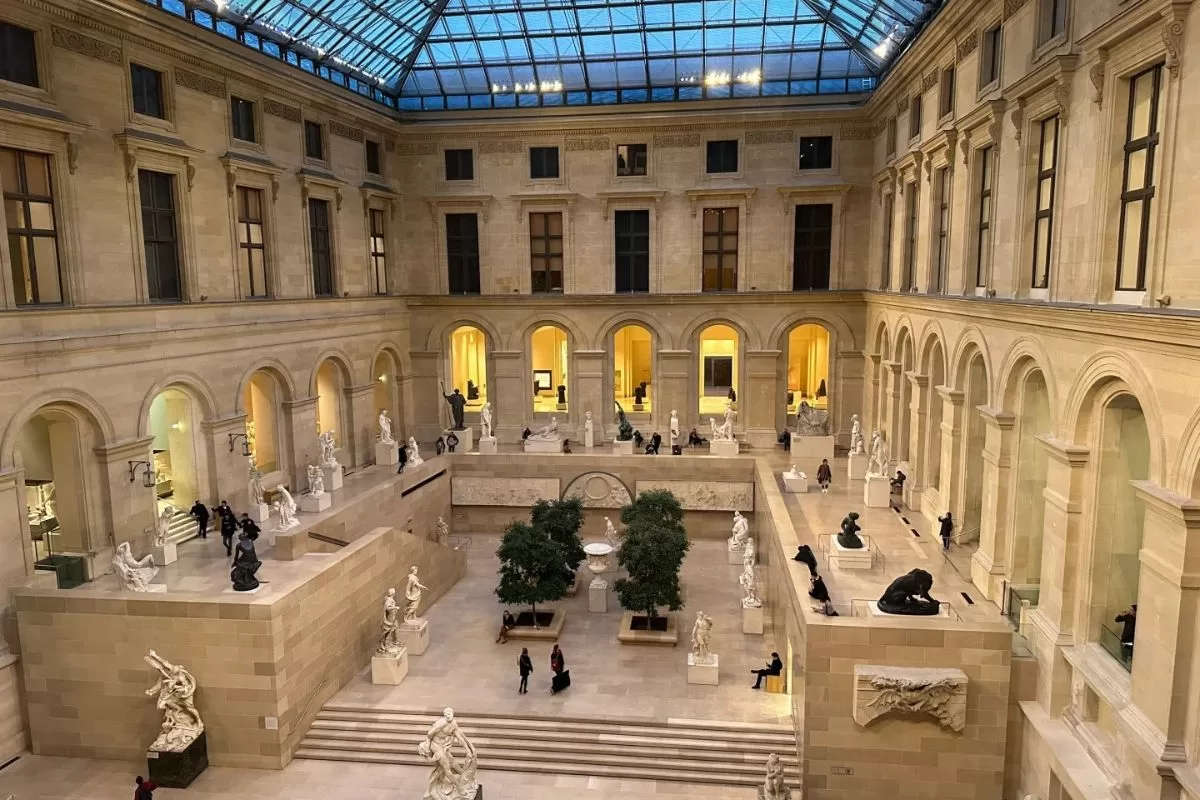 Bảo tàng Louvre, Paris, Pháp (2)
