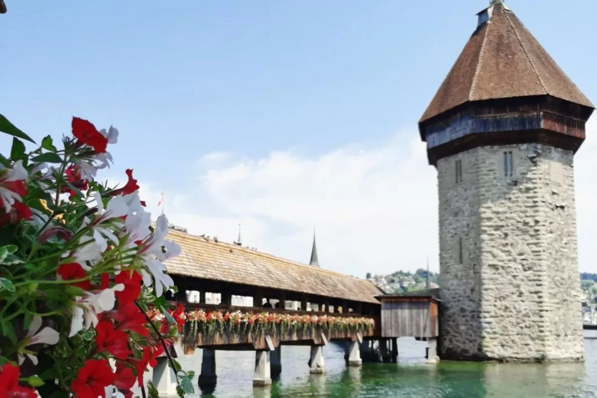 Cầu cổ Chapel - lucerne - Thụy Sĩ (4)