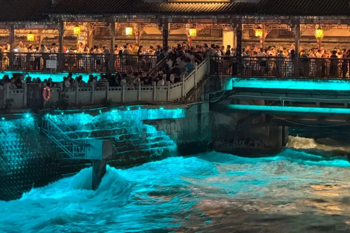 Tour Trùng Khánh - Cửu Trại Câu 6 ngày 5 đêm - Đô Giang Yển
