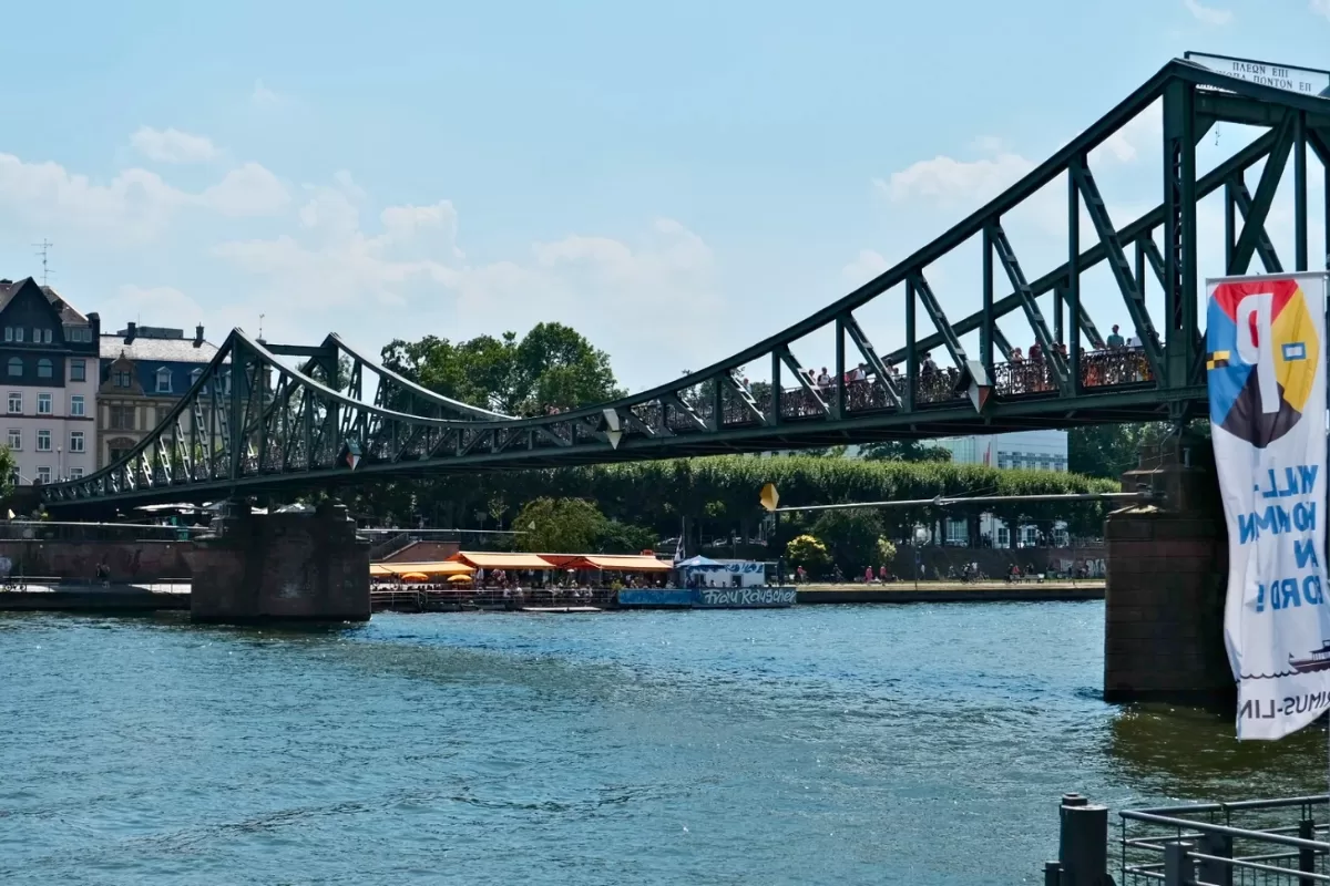 Tòa thị chính Frankfurt - du lịch châu Âu