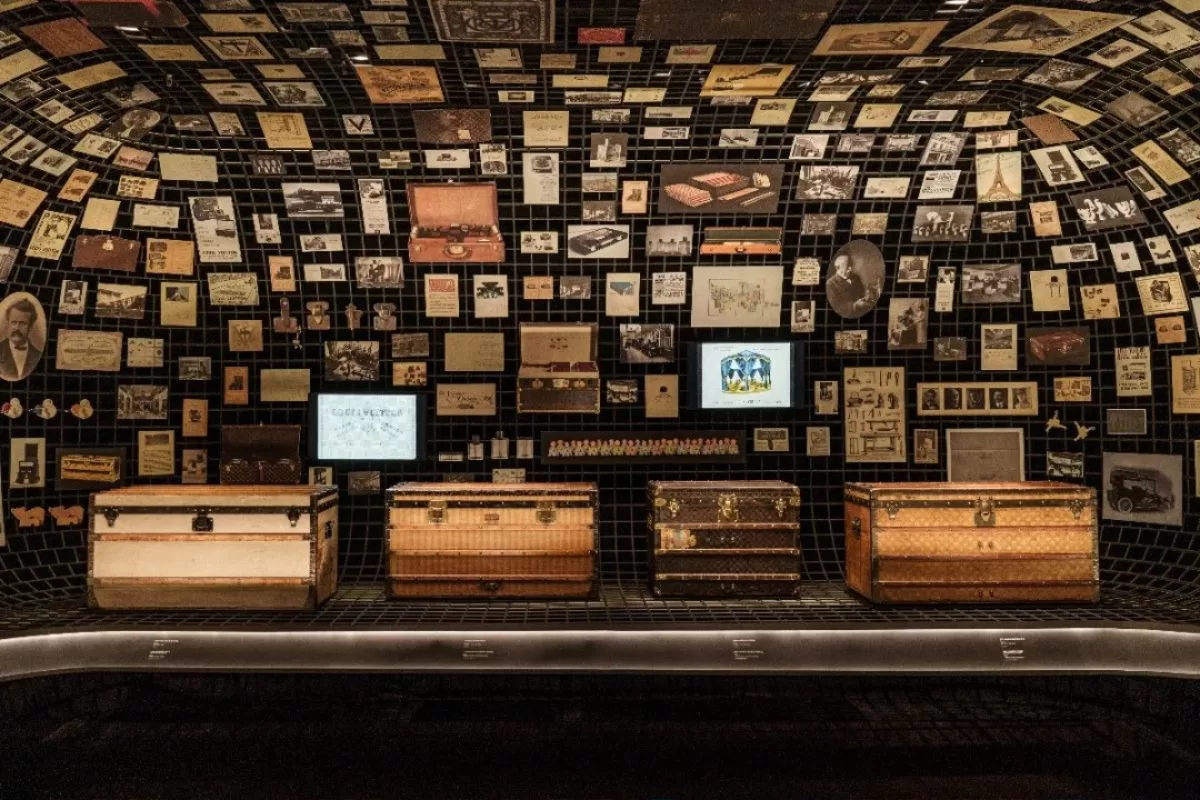 kiến trúc bên trong du thuyền LV thượng hải 