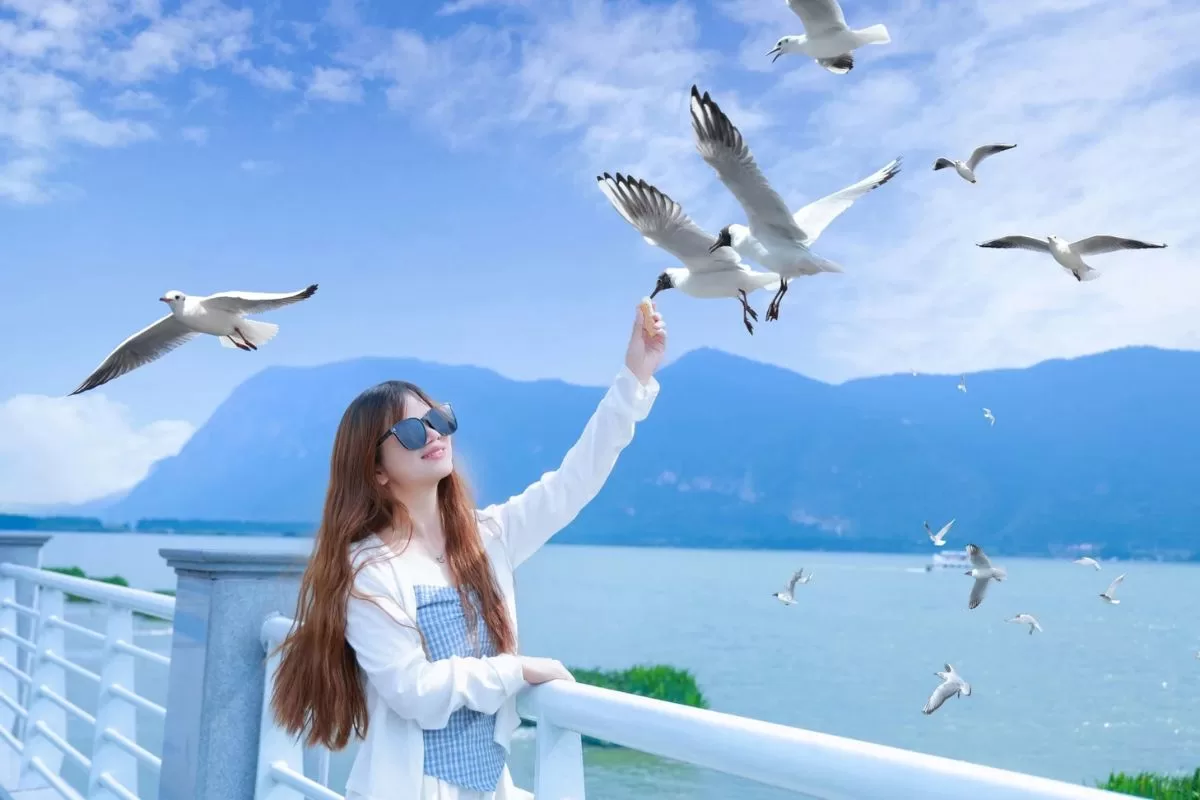 tour Côn Minh - Nghi Lương - Kiệu Tử sơn _ hồ Điền Trì