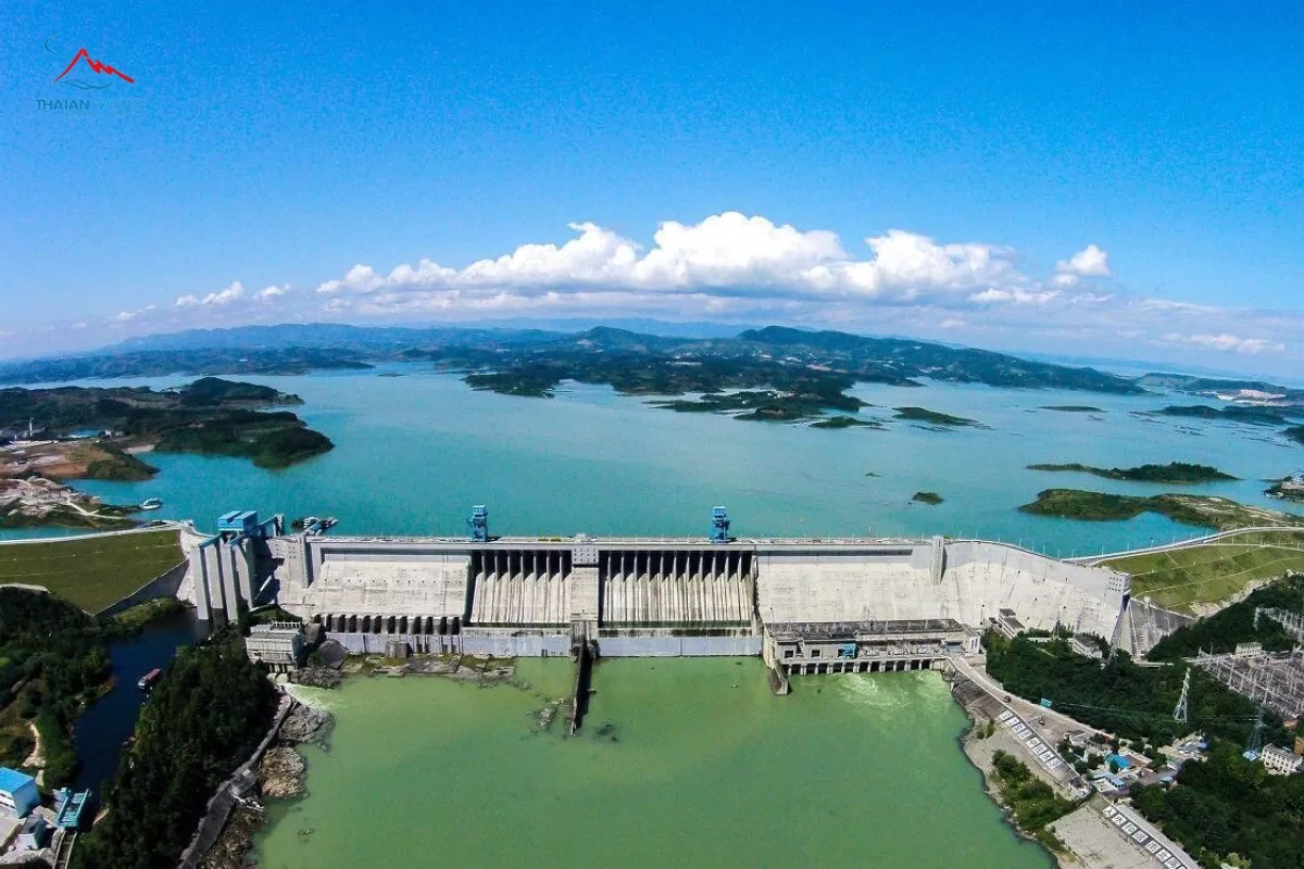 Tour Hồ Bắc 6 ngày 5 đêm : Võ Đang - Tương Dương - Thần Nông Giá (7)
